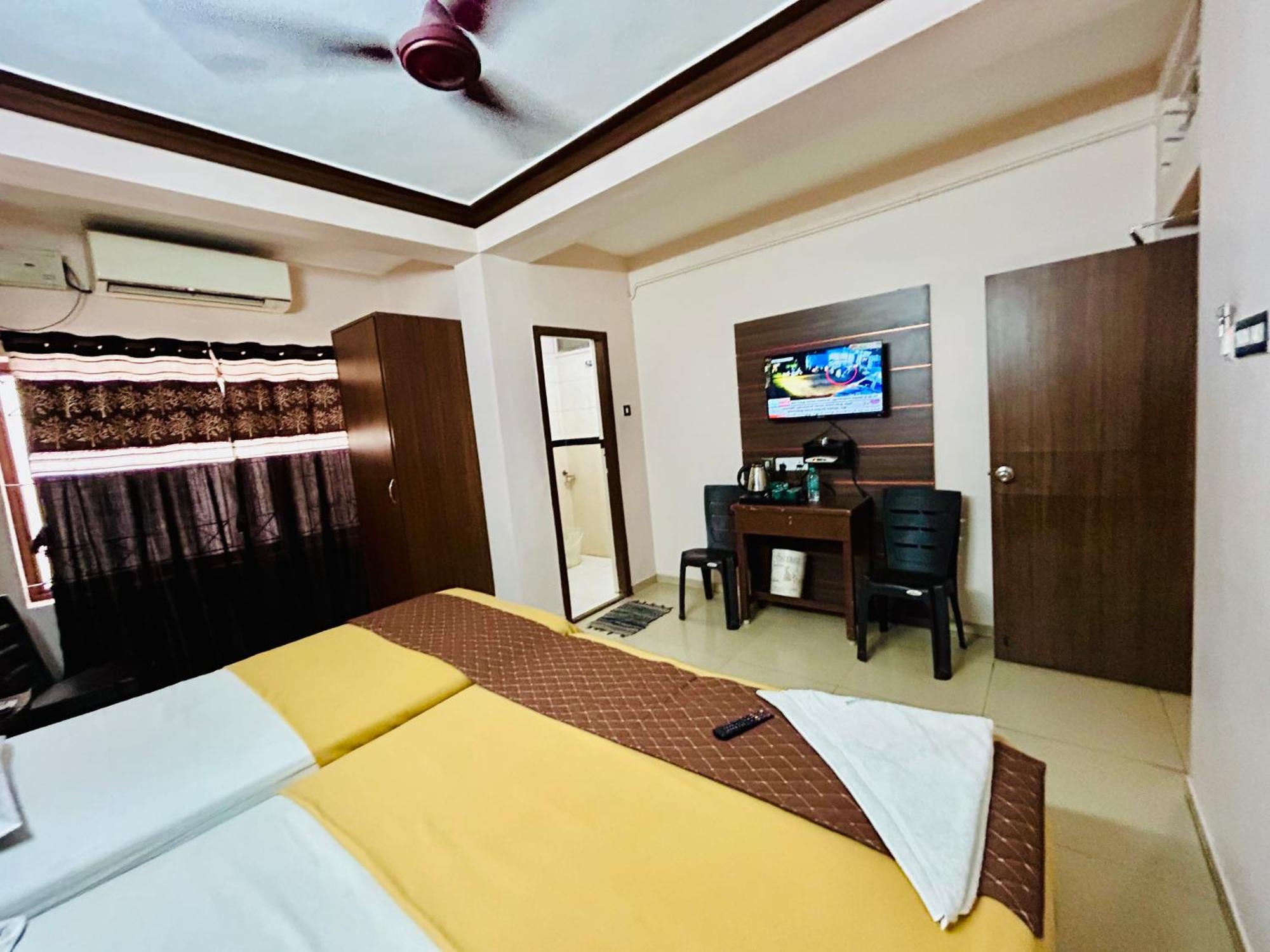 Hotel Jothi Κοϊμπατόρε Εξωτερικό φωτογραφία